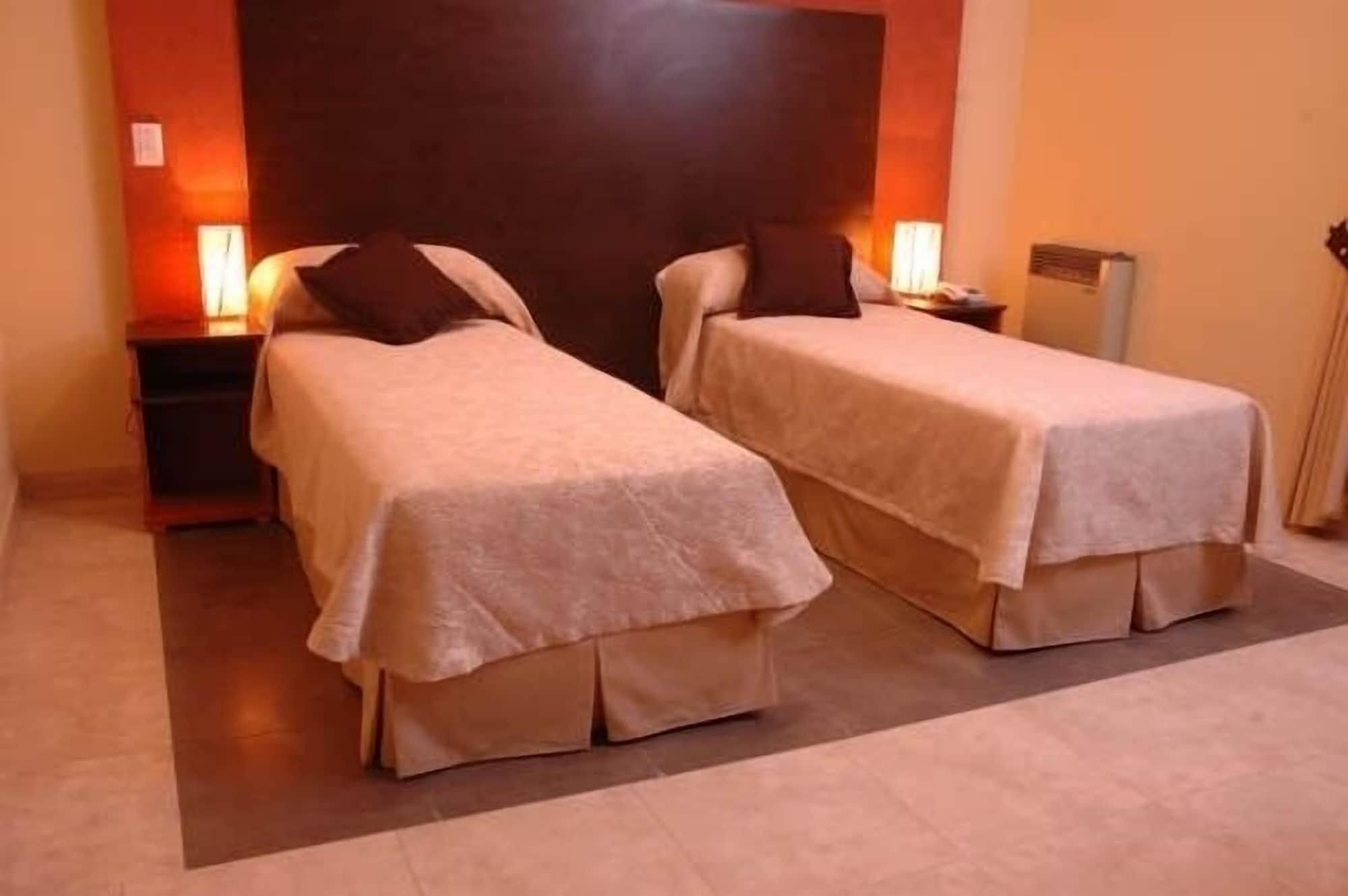 Hotel Aybal Сальта Екстер'єр фото