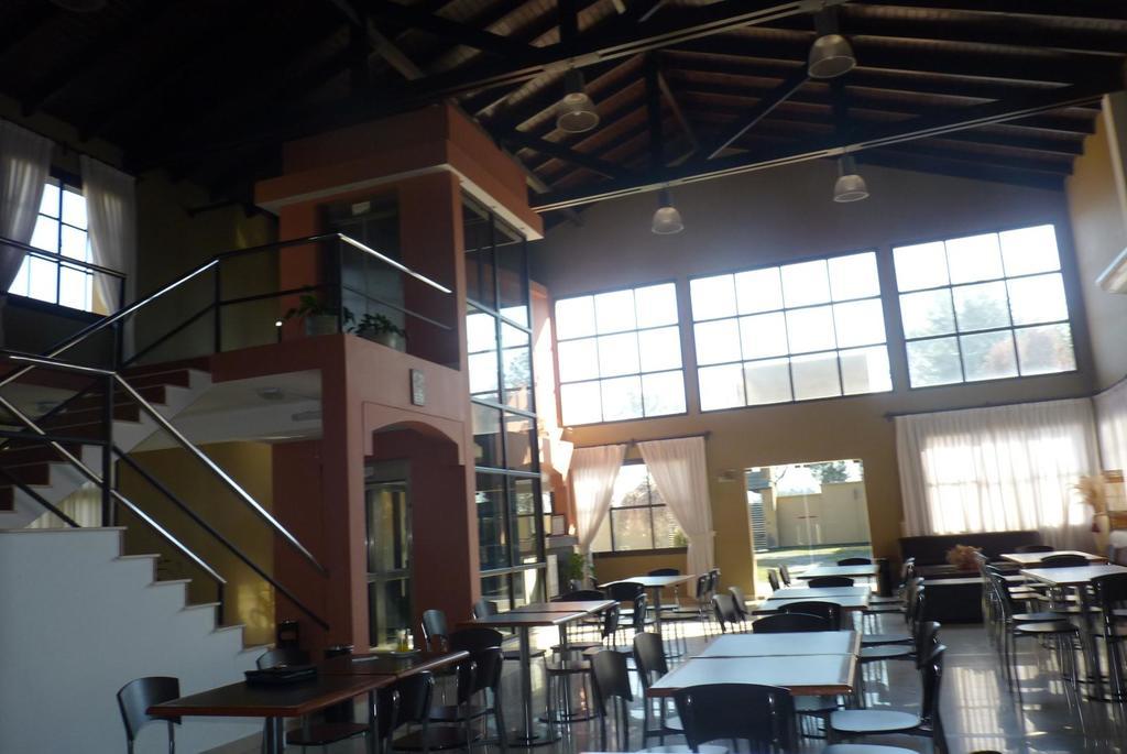 Hotel Aybal Сальта Екстер'єр фото