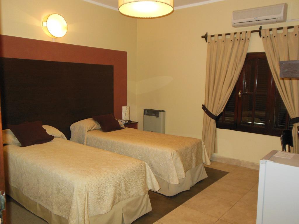 Hotel Aybal Сальта Екстер'єр фото