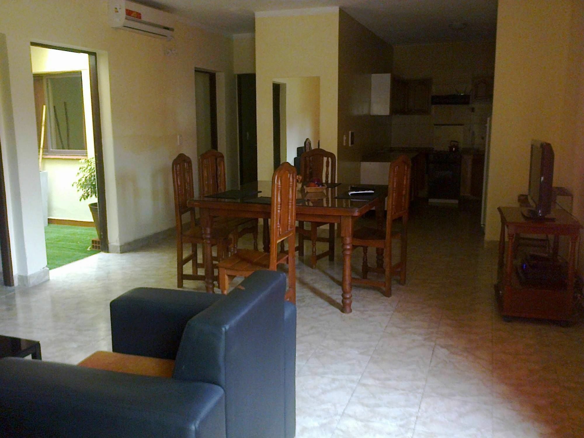 Hotel Aybal Сальта Екстер'єр фото