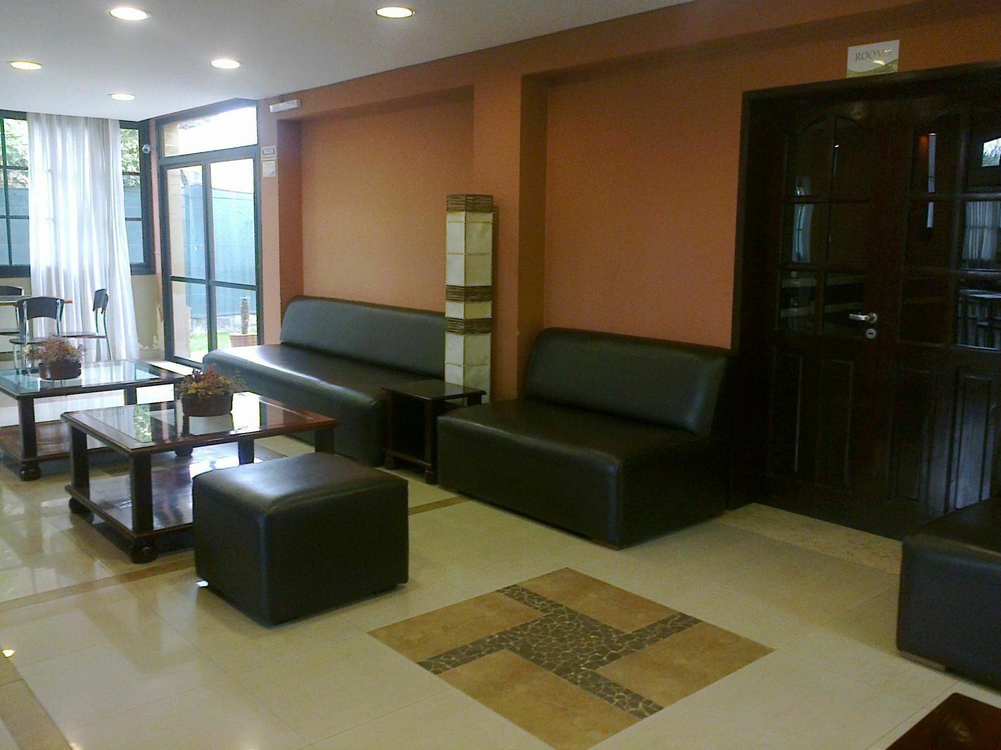 Hotel Aybal Сальта Екстер'єр фото